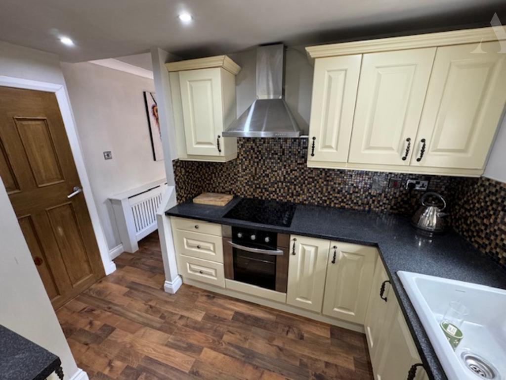 377 barrows lane kitchen