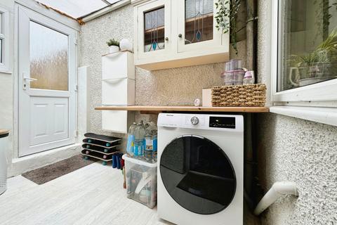 19 Leconfield Street, Cleator Moor, CA25 5QA