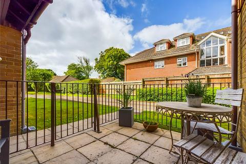 2 bedroom apartment for sale, Wortley Road, Highcliffe, Christchurch, Dorset, BH23