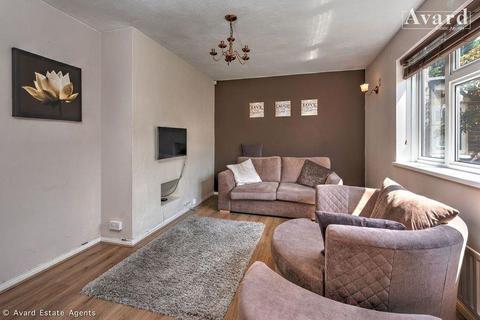 2 bedroom flat for sale, Bromley Road, Brighton BN2