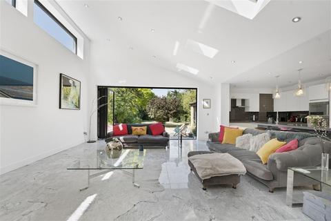undefined, Jesmond Dene, 8 Brogdale Road, Faversham