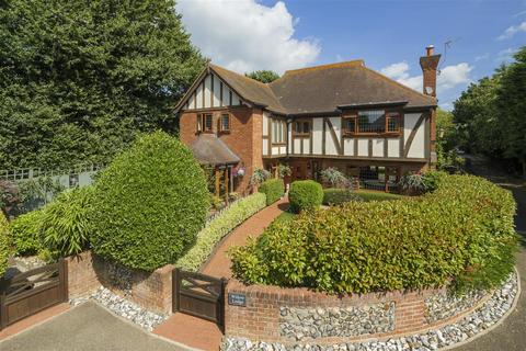 5 bedroom detached house for sale, Willow Lodge, Boundary Chase, Chestfield