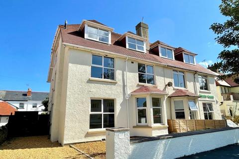 Bryniau Road, West Shore, Llandudno