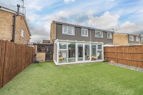 6 Gordon Road, Windsor, SL4 3RH