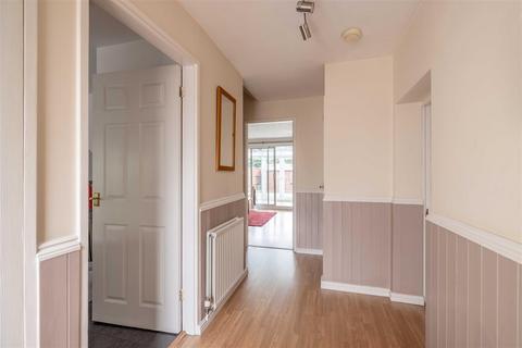 6 Gordon Road, Windsor, SL4 3RH