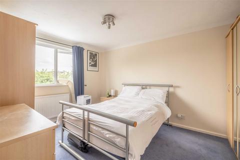 6 Gordon Road, Windsor, SL4 3RH