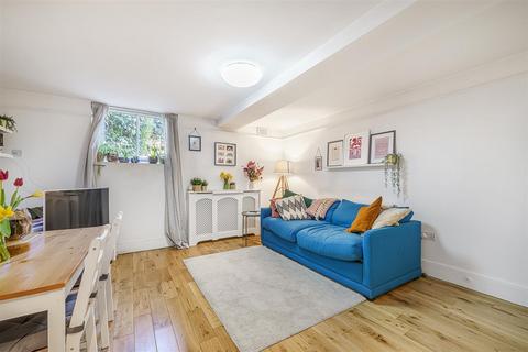 1 bedroom flat for sale, High Street, Penge, Bromley, SE20