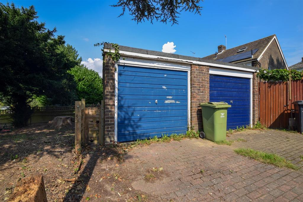 Garage En-Bloc