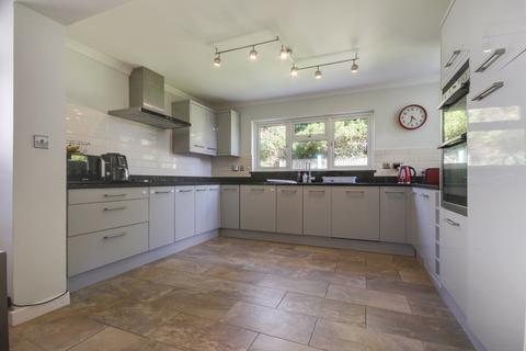 4 bedroom detached house for sale, Hillcrest Road, Barnstaple EX32