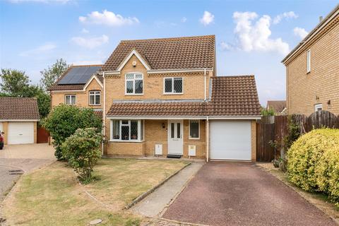 3 bedroom detached house for sale, Quenby Way, Bromham