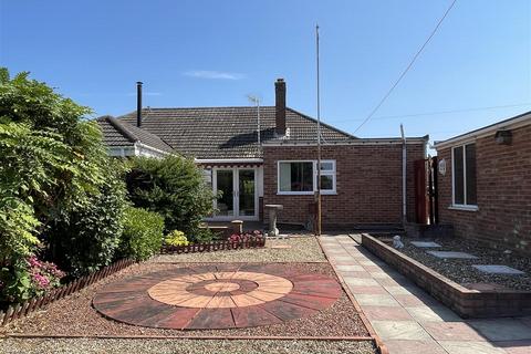 2 bedroom semi-detached bungalow for sale, Westland Road, Lowestoft