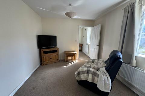 2 bedroom coach house to rent, Elbridge Square, Bognor Regis