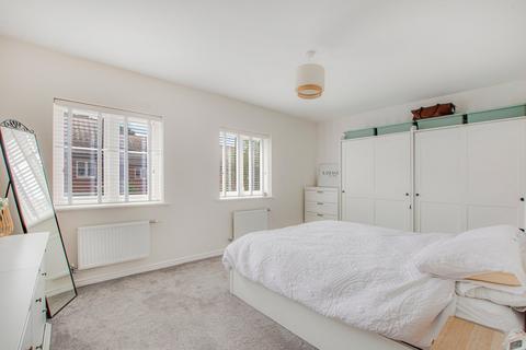 9 Stilwell Close, Orpington, BR5 3FA