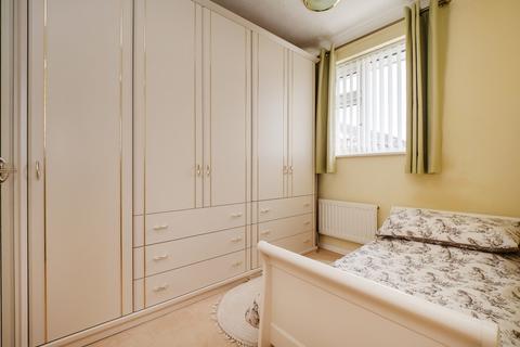 106 Broadgate Close, Northrepps, Cromer, NR27 0LR