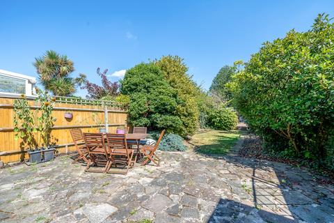 151 Station Road, Crayford, Dartford, DA1 3QE