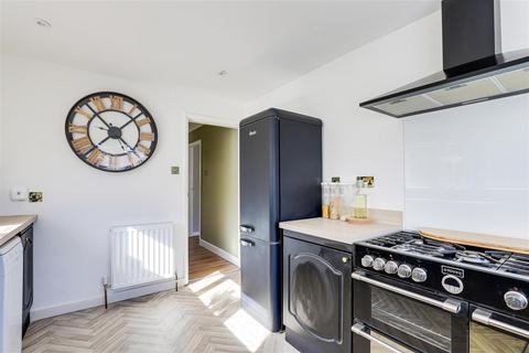 65b Beech Avenue, Mapperley, Nottingham, NG3 5JW