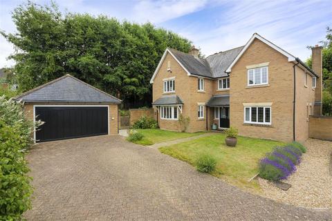 6 bedroom detached house for sale, Old Garden Court, Chartham