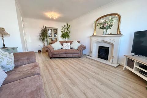 9 Ash Rise, Northampton, NN2 8SB