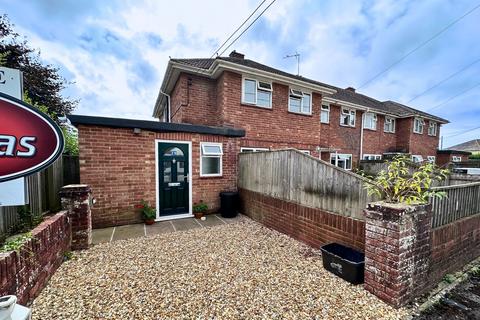 2 bedroom flat for sale, Miller Close, Ashley, Hampshire. BH25 5AT