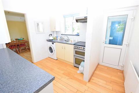 16 Appledore Road, Gillingham, ME8 6PA