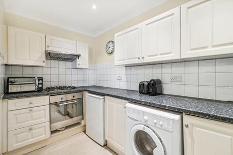 1 bedroom apartment for sale, Nevern Square, Earls Court, London, SW5