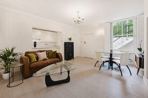 1 bedroom apartment for sale, Nevern Square, Earls Court, London, SW5