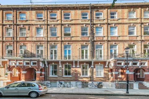 1 bedroom apartment for sale, Nevern Square, Earls Court, London, SW5