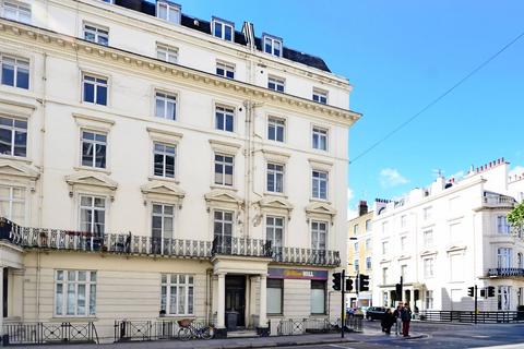 undefined, Gloucester Terrace, Bayswater, London, W2