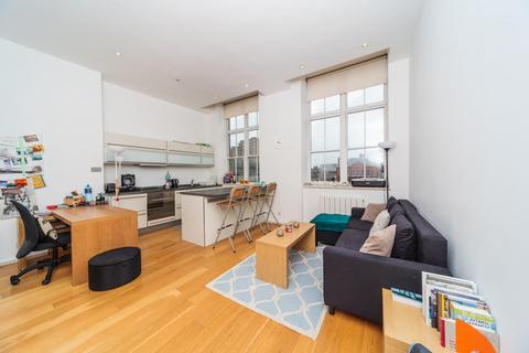 2 bedroom flat to rent, Richmond Terrace, Brighton, East Sussex, BN2