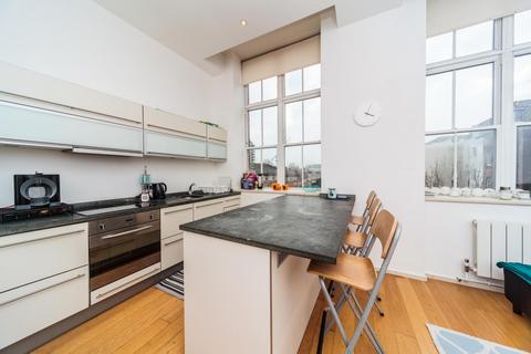 2 bedroom flat to rent, Richmond Terrace, Brighton, East Sussex, BN2