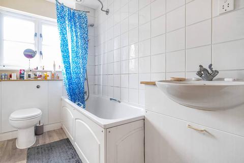 Flat 7, 21 Chestnut Grove, London, SE20 8PQ
