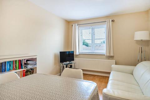 Flat 7, 21 Chestnut Grove, London, SE20 8PQ