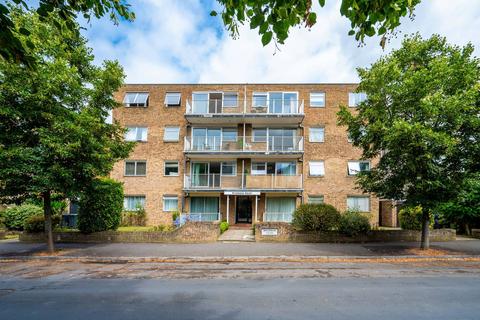 Grove Road, Surbiton, KT6