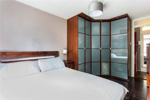 1 bedroom apartment for sale, Commercial Road, London, London, E1