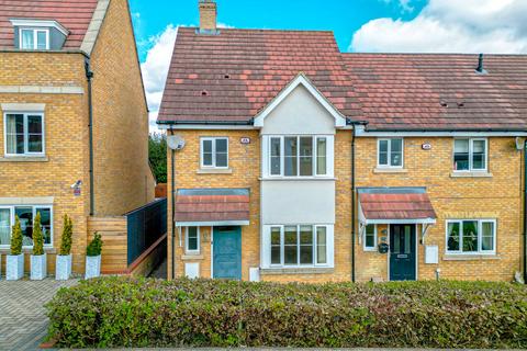 4 bedroom end of terrace house for sale, College Lane, Basildon, SS15