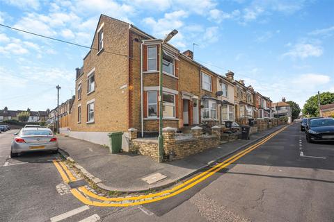 4 bedroom end of terrace house for sale, Bower Lane, Maidstone