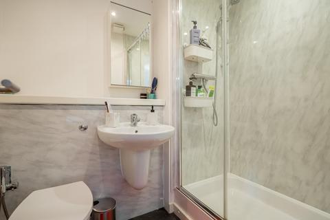 2/2, 14 Haughview Terrace, Glasgow, G5 0HB
