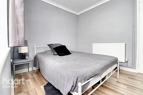 37 Felix Avenue, Luton, LU2 7LE