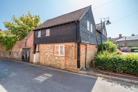 2 bedroom house for sale, Mint Street, Godalming GU7