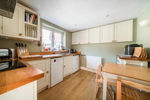 2 bedroom house for sale, Mint Street, Godalming GU7