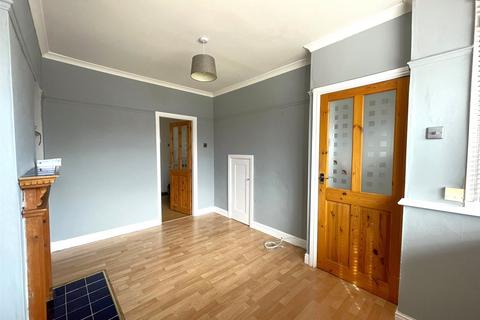 2 bedroom terraced house to rent, Newlands Grove, Sheffield, South Yorkshire, S12