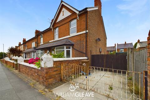 4 bedroom end of terrace house for sale, Church Street, Deeside CH5