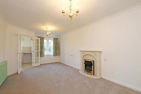 1 bedroom retirement property for sale, Stockbridge Road, Chichester