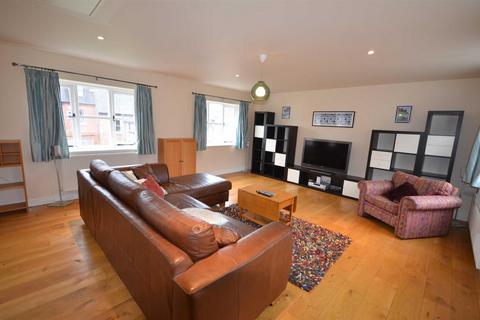 1 bedroom detached house to rent, Granville Terrace, Stone