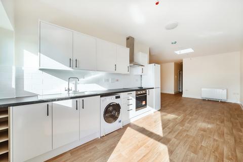 2 bedroom flat for sale, Mayfair Apartments, 131a Stoke Road, Gosport, Hampshire, PO12