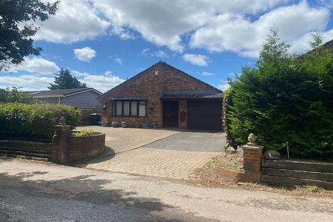 2 bedroom detached bungalow for sale, Longham