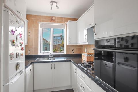29 Cumberland Drive, Bexleyheath, DA7 5LA