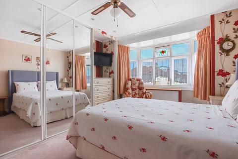 29 Cumberland Drive, Bexleyheath, DA7 5LA