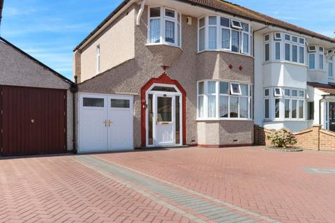 29 Cumberland Drive, Bexleyheath, DA7 5LA