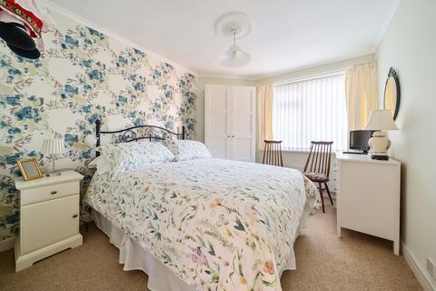 5 Chakeshill Close, Bristol, BS10 6NX
